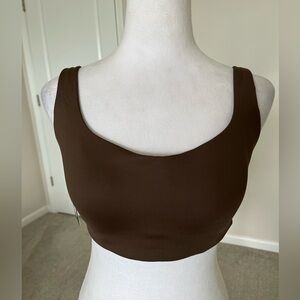 NWT Nike Skims Scoop Neck Sports Bra Size Medium in Sepia